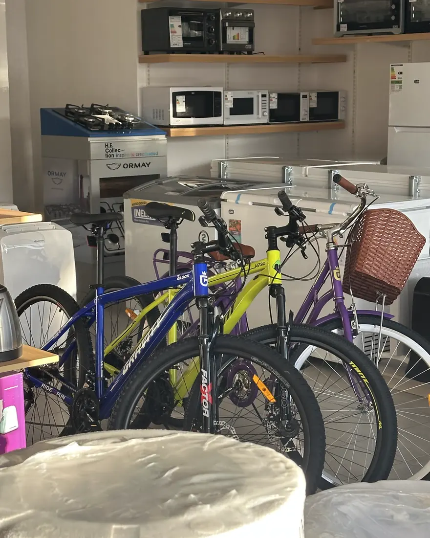Bicicletas en el local de La Cruz